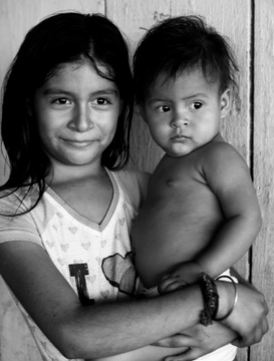 sister and baby El Porvenir